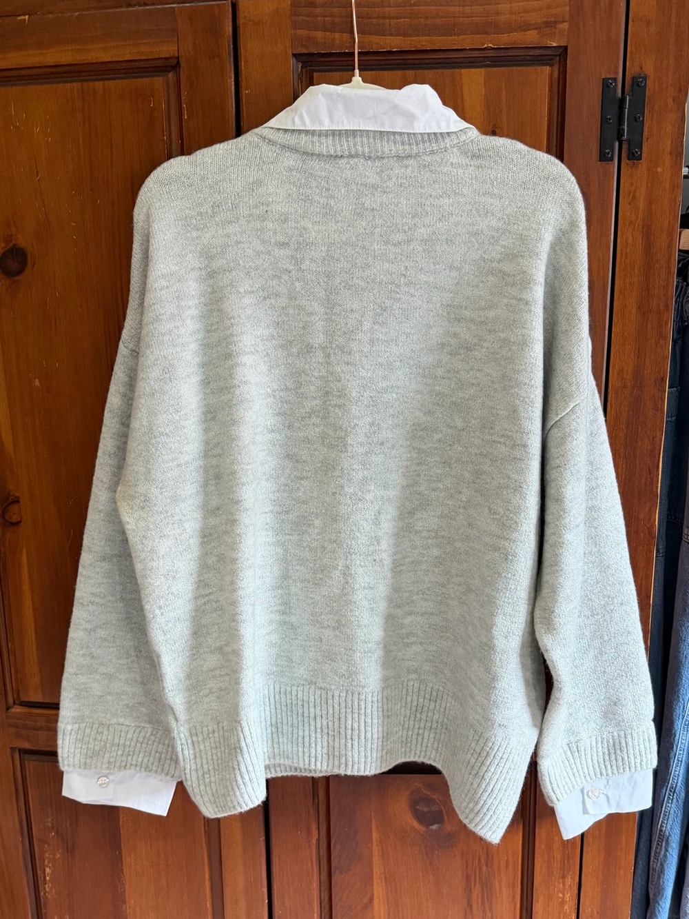 NWOT ANTHROPOLOGIE MAEVE Embroidered V-Neck Sweater CATS Grey L - Picture 7 of 15